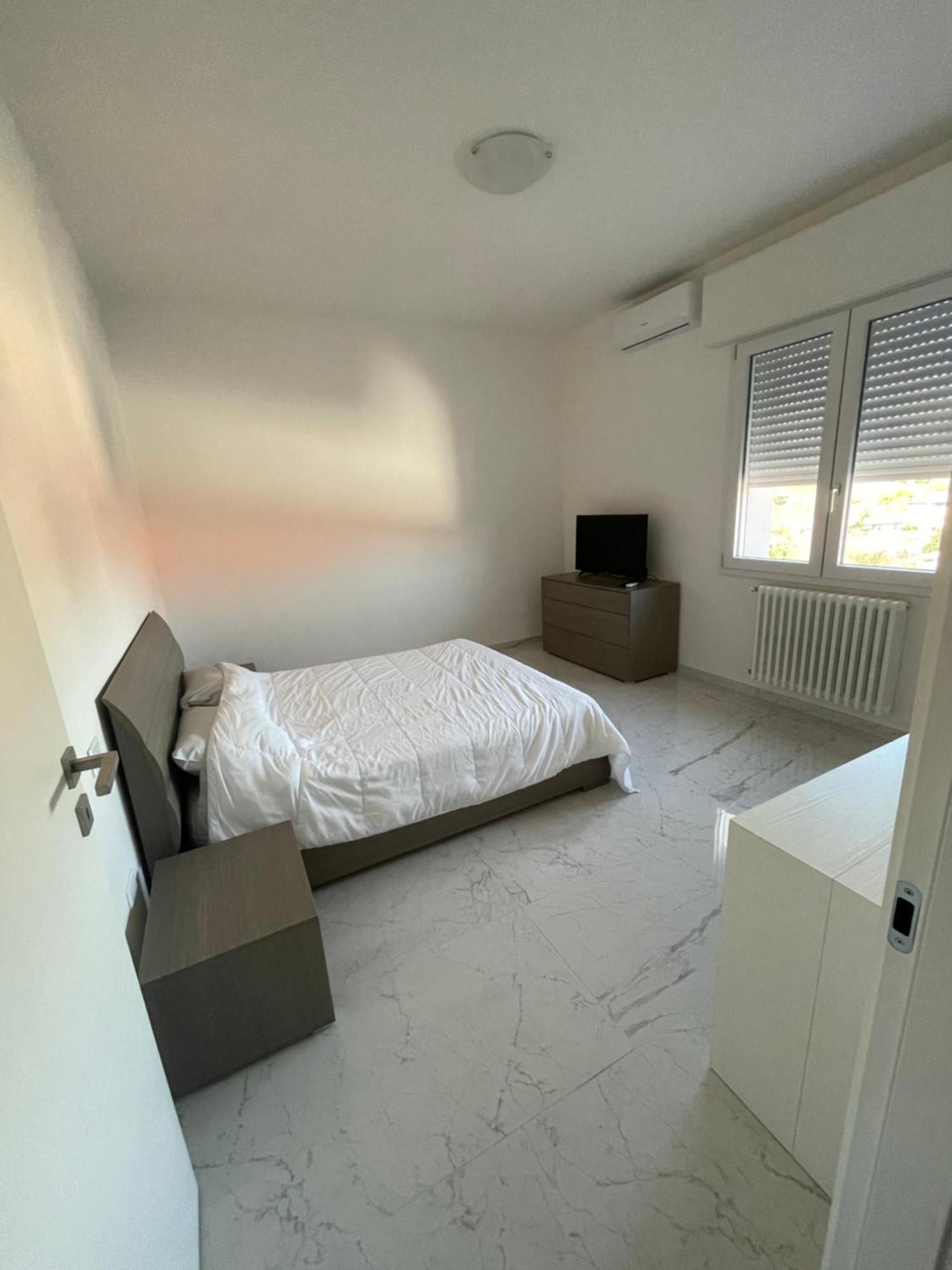Hotel Attico Marsiglie Casal Fiumanese Zewnętrze zdjęcie